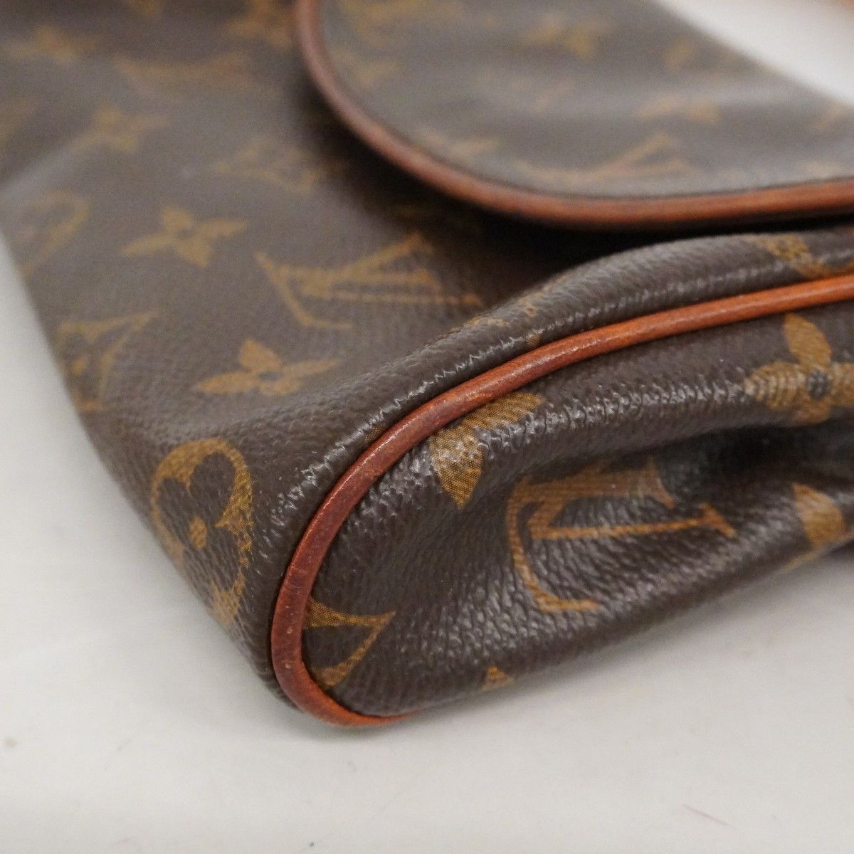Louis Vuitton Waist Bag Monogram Pochette Friendly Brown — view 7