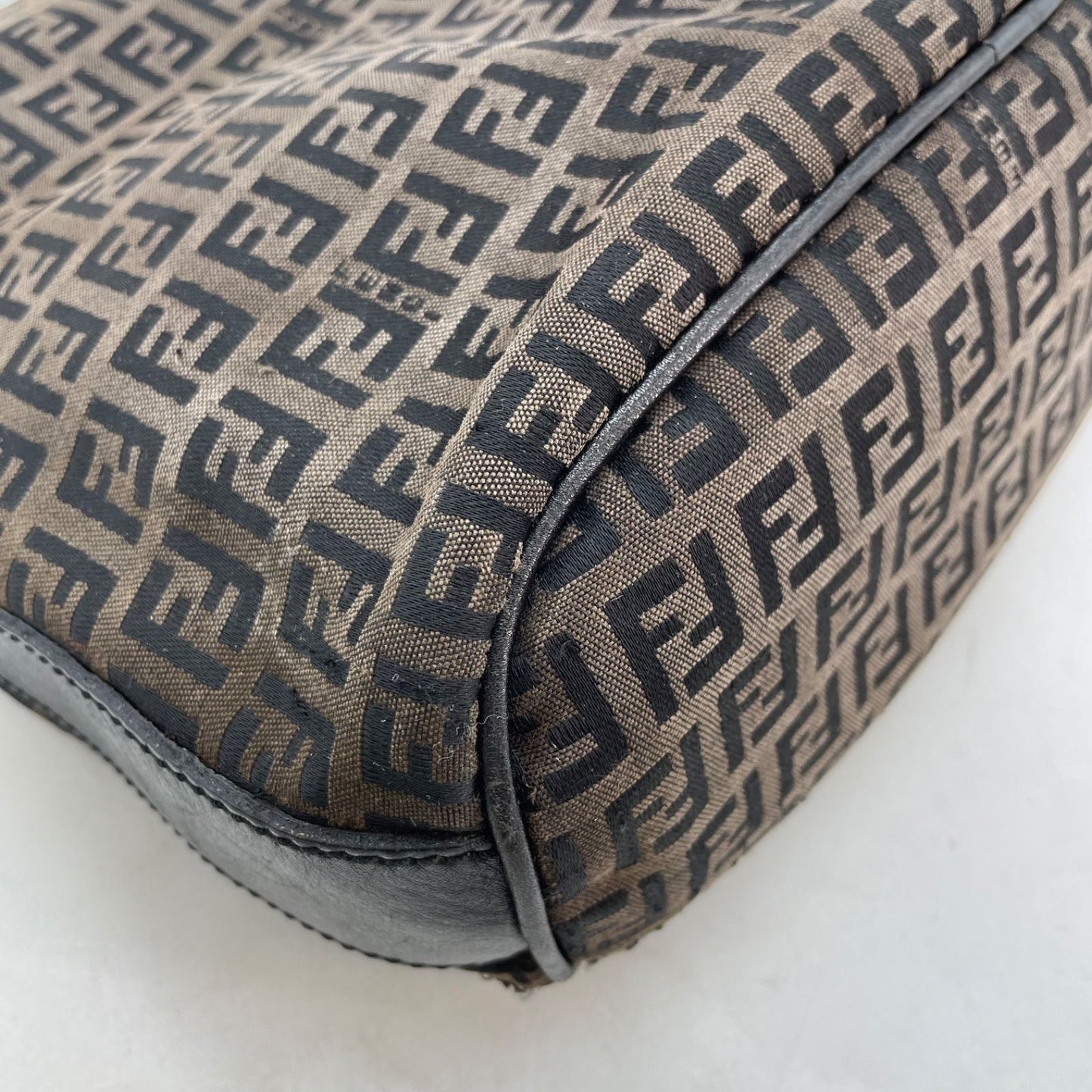 Fendi Shoulder Bag Zucca Business — view 9