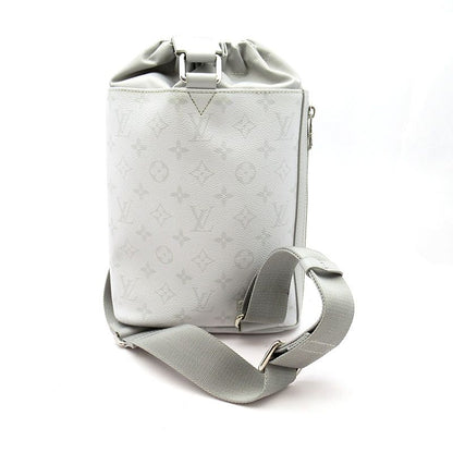 Louis Vuitton Chalk Sling Bag Monogram Blanc — view 4