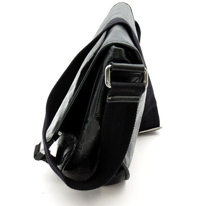 Gucci GG Supreme Shoulder Bag Leather Black — view 3