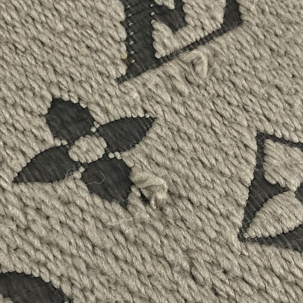 Louis Vuitton Scarf Echarpe Logo Mania Wool Gray — view 7