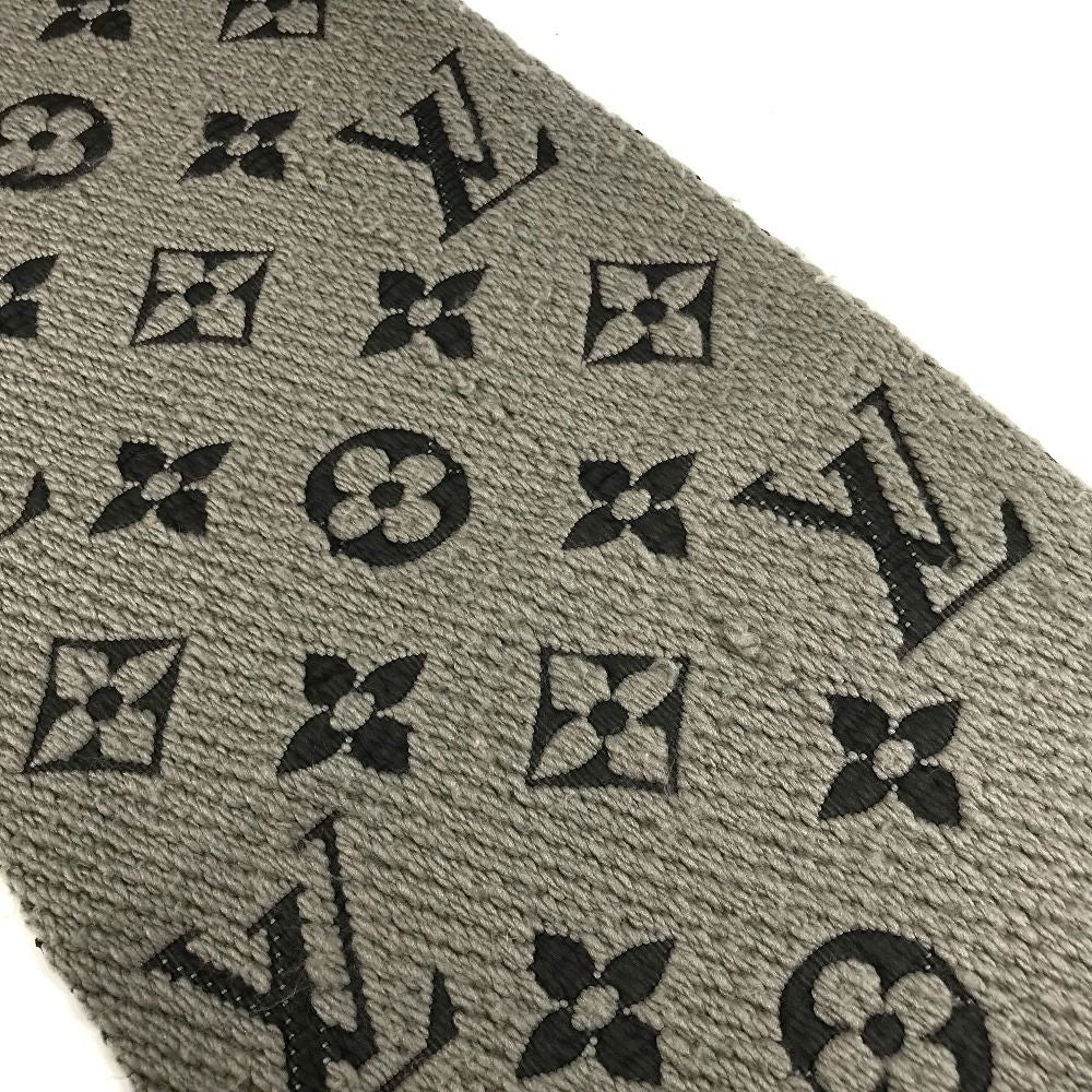 Louis Vuitton Scarf Echarpe Logo Mania Wool Gray — view 6