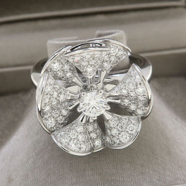 Bvlgari Divas' Dream Diamond Ring 54