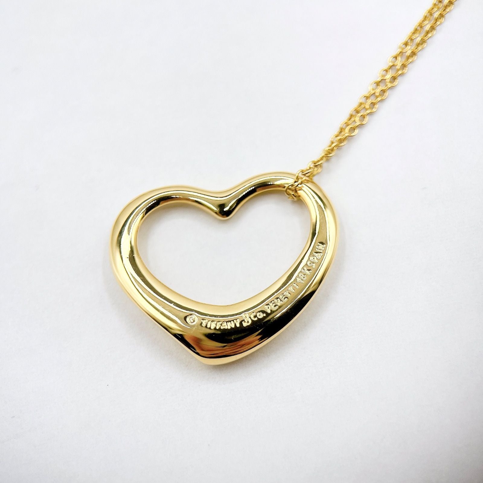 Tiffany & Co Open Heart Yellow Gold Necklace 40 cm — view 2
