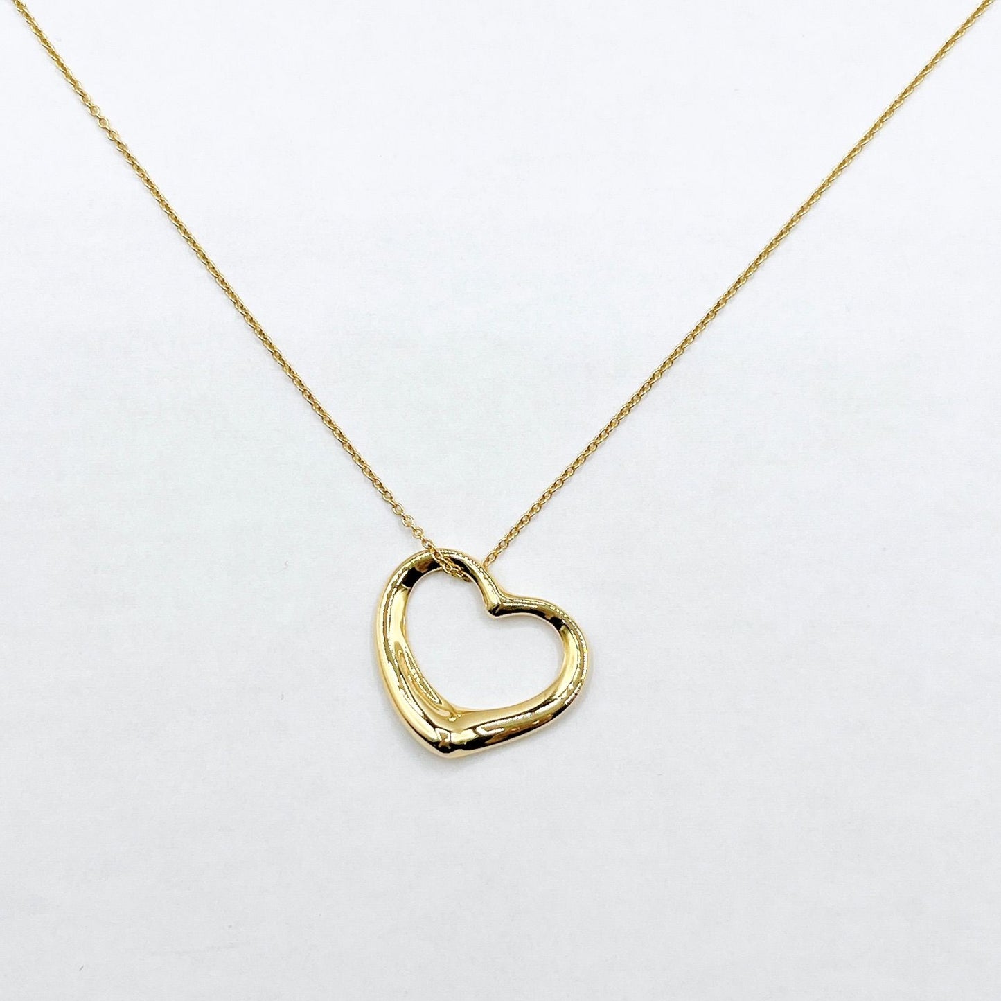 Tiffany & Co Open Heart Yellow Gold Necklace 40 cm — view 9