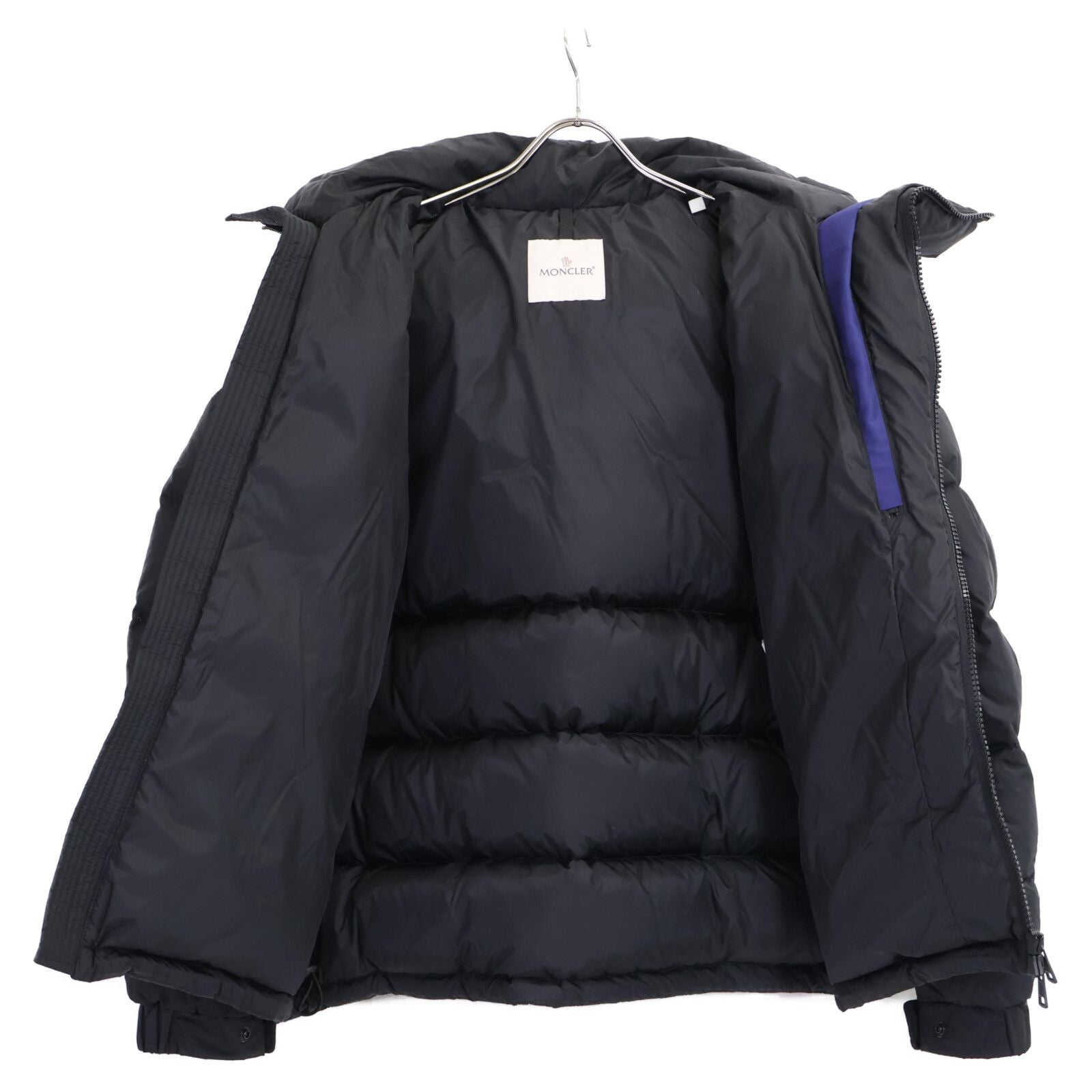 Moncler Laveda Logo Patch Down Jacket — view 4