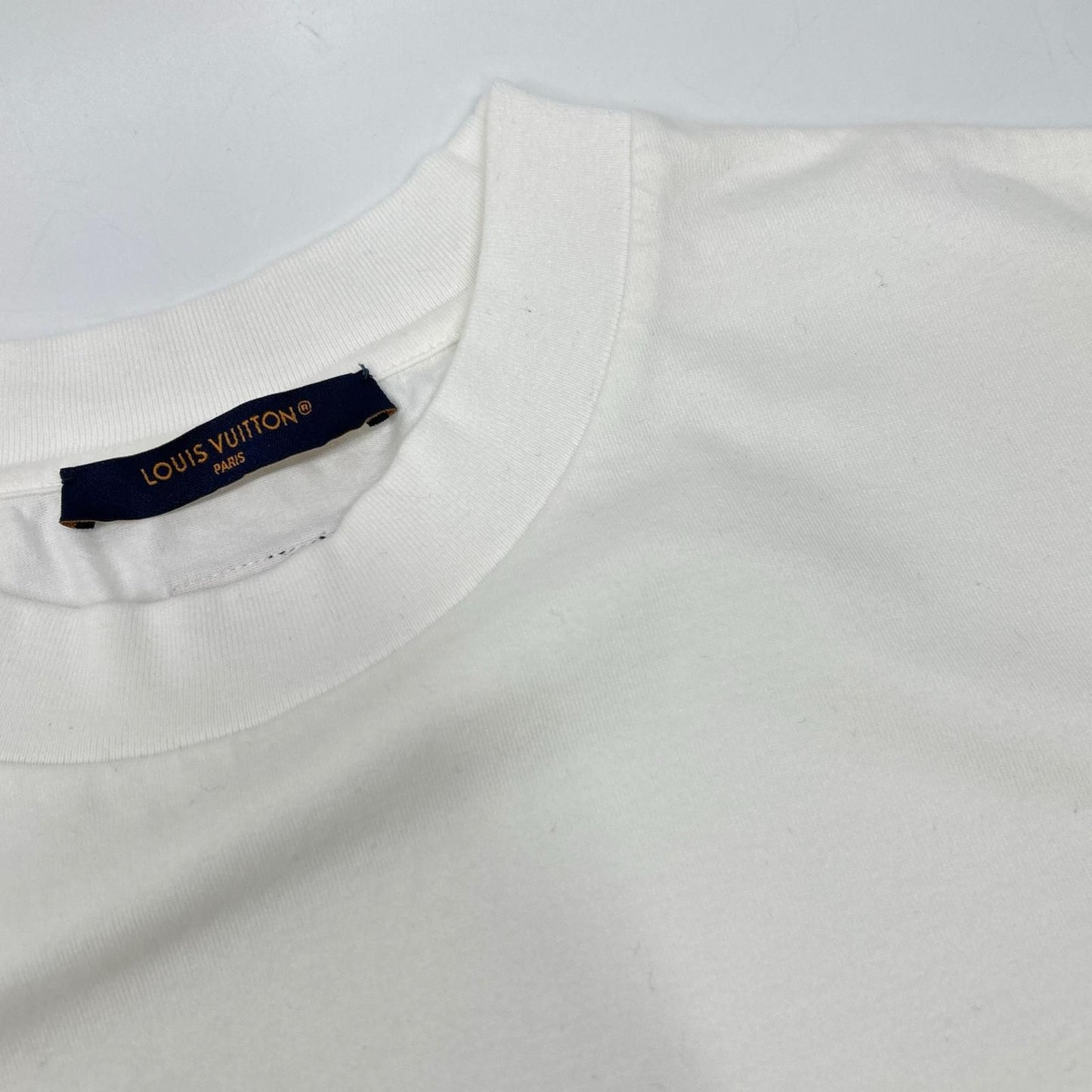 Louis Vuitton Dt3 Embellished Signature T-Shirt — view 8