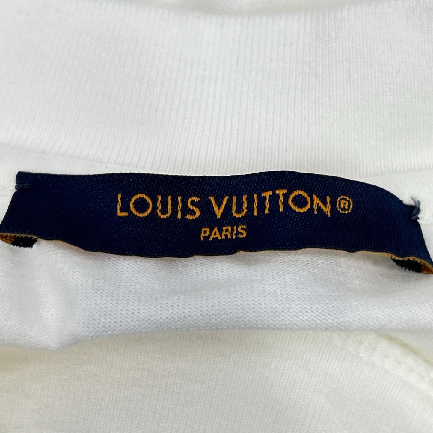 Louis Vuitton Dt3 Embellished Signature T-Shirt — view 3