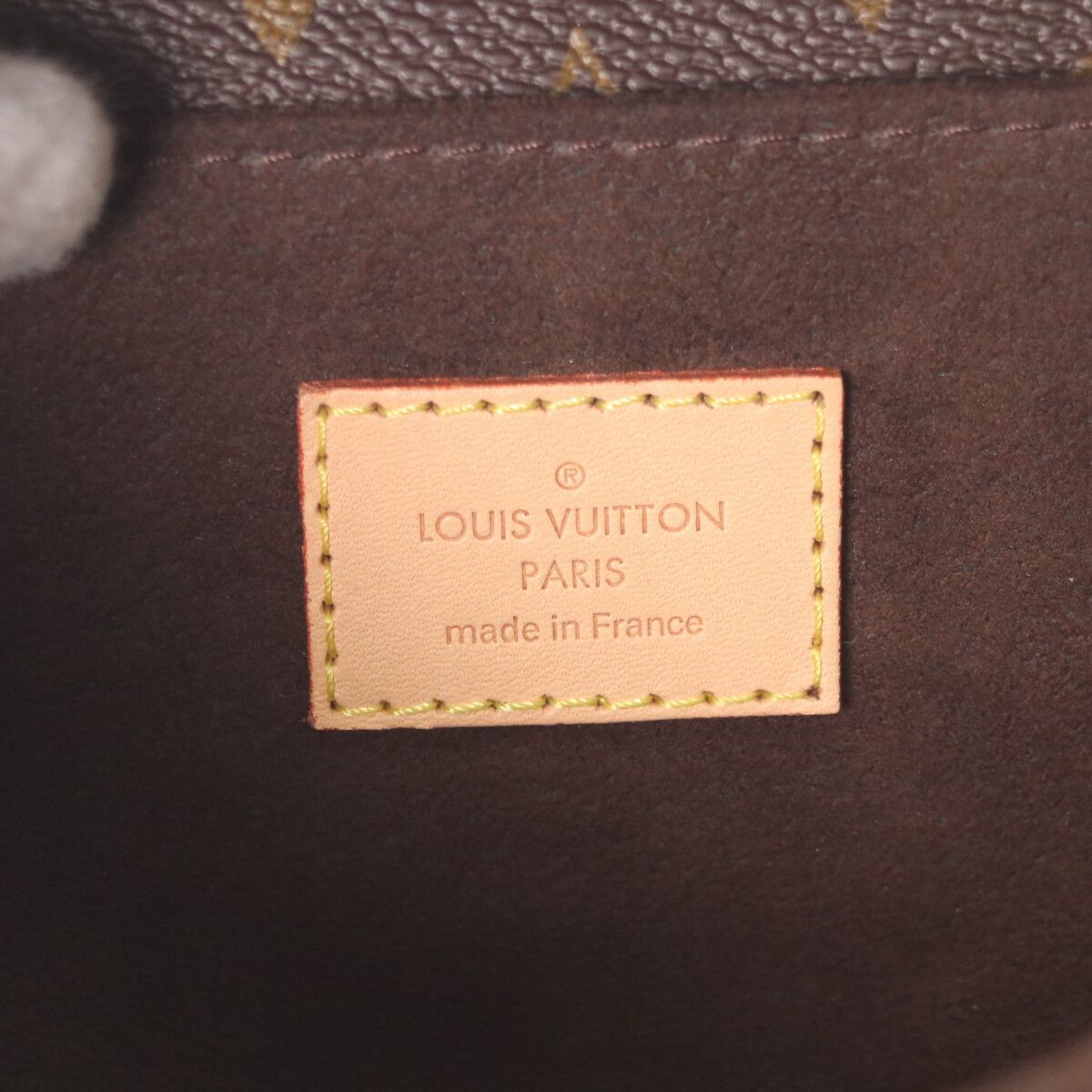Louis Vuitton Monogram Pochette Metis MM Shoulder Bag — view 7