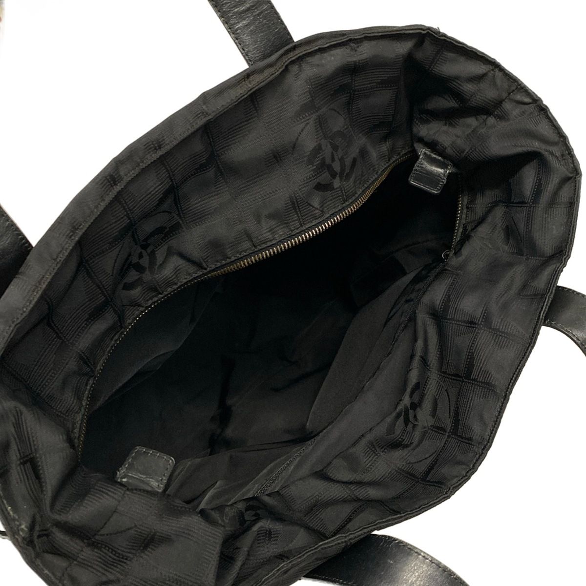 Chanel Tote New Travel Line GM Black Leather — view 7