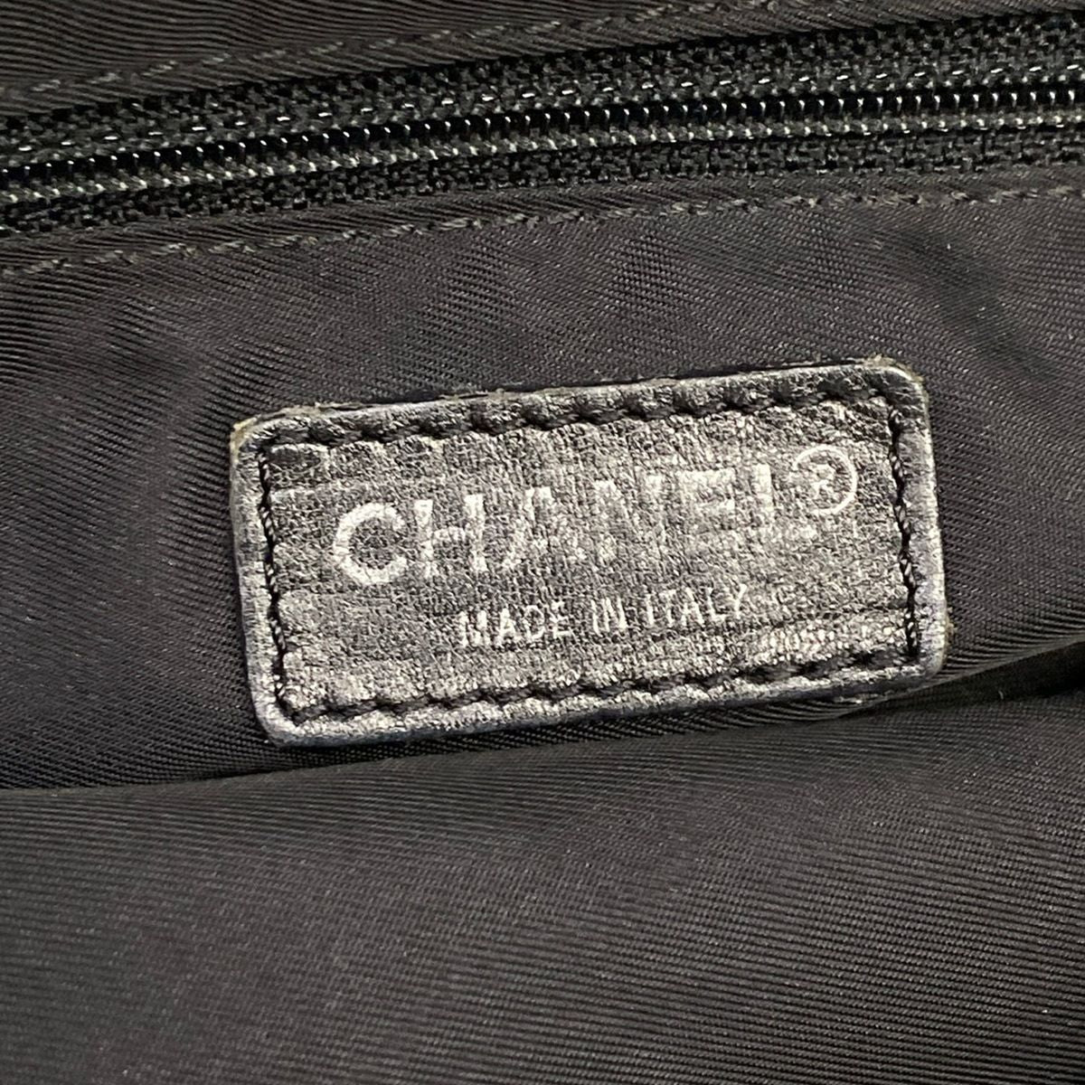 Chanel Tote New Travel Line GM Black Leather — view 8