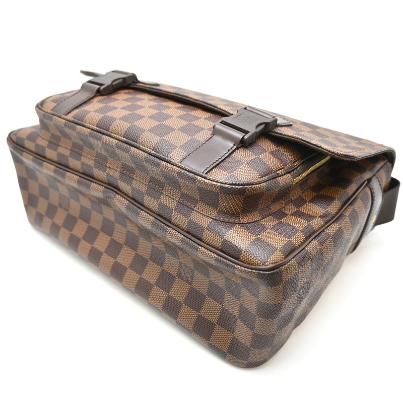Louis Vuitton Shoulder Bag — view 3