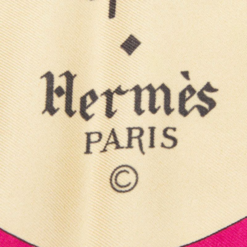 Hermes Carre 90 Huile Rafraichissante L'usage de la Toilette Parfume Flower — view 4