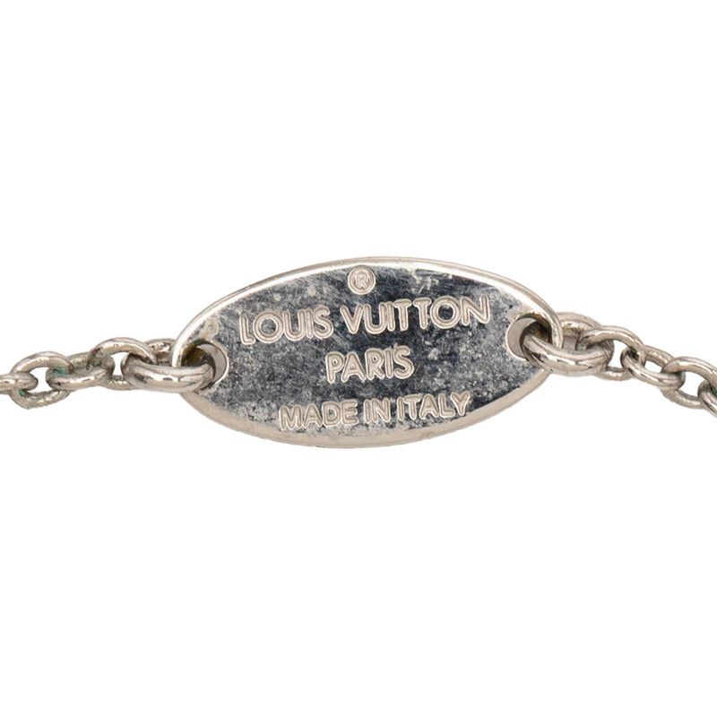 Louis Vuitton Essential Pendant Necklace Silver Metal — view 4