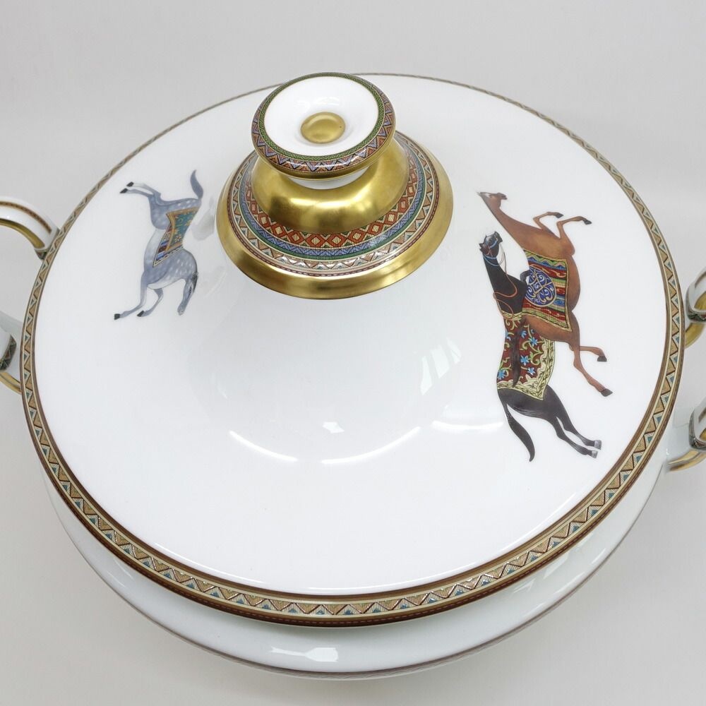 Hermes Chevaldrian Spring Ceramic Horse White Gold Painted Pot Tableware — view 6