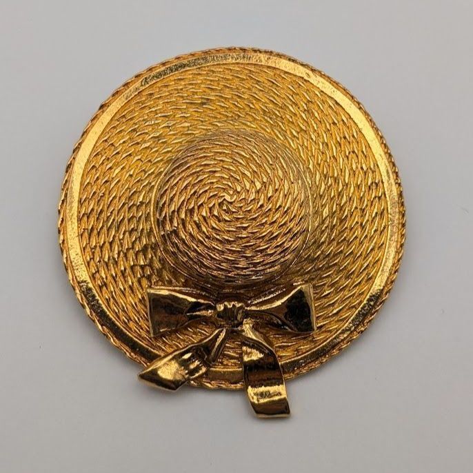 Chanel Brooch Straw Hat Gold First Era Vintage — view 2