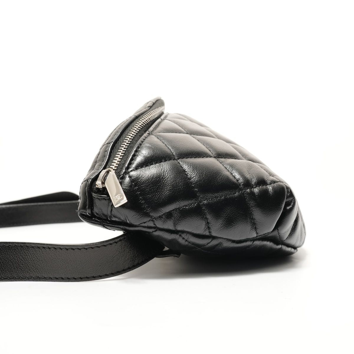 Chanel Shoulder Bag Quilted Silver — view 3