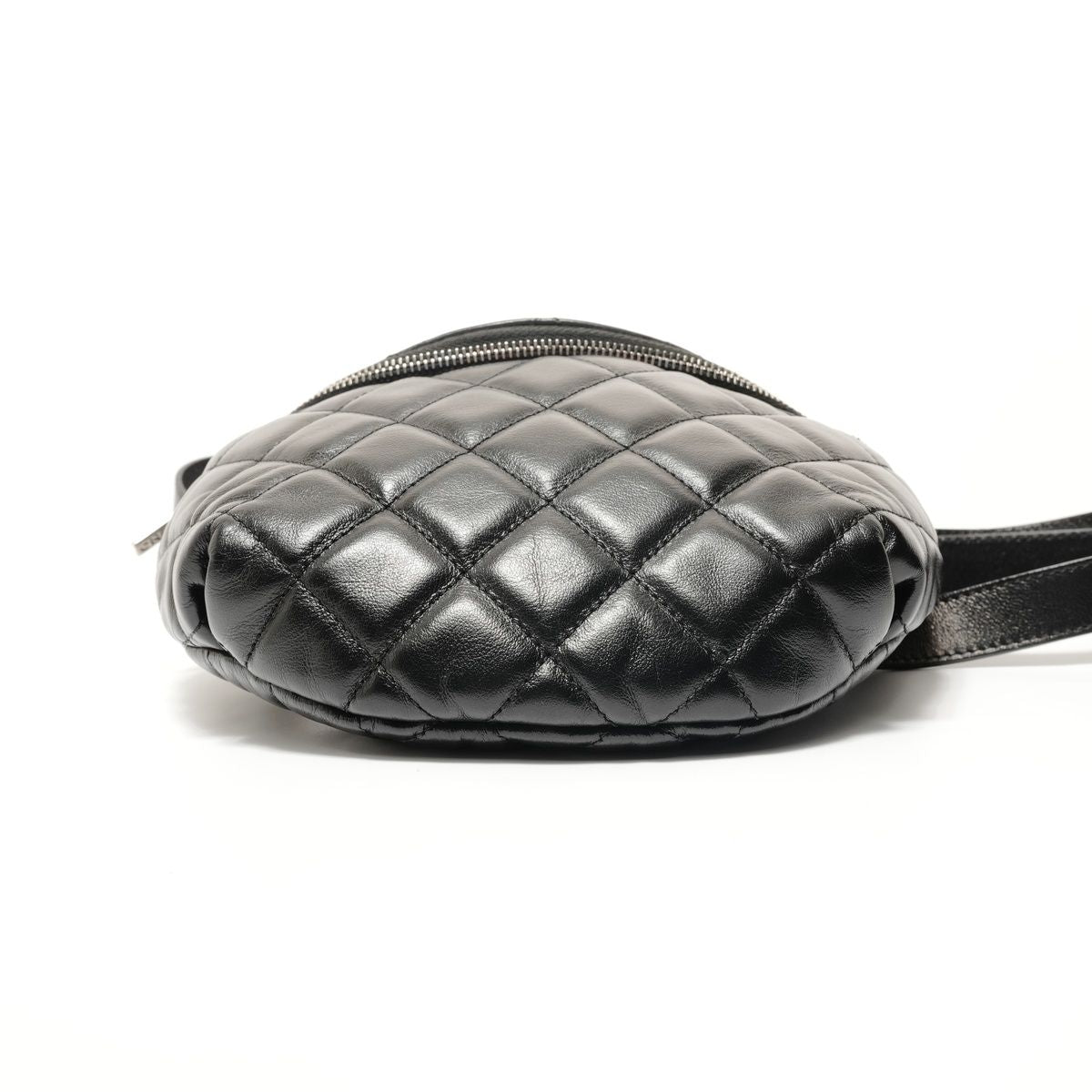 Chanel Shoulder Bag Quilted Silver — view 7