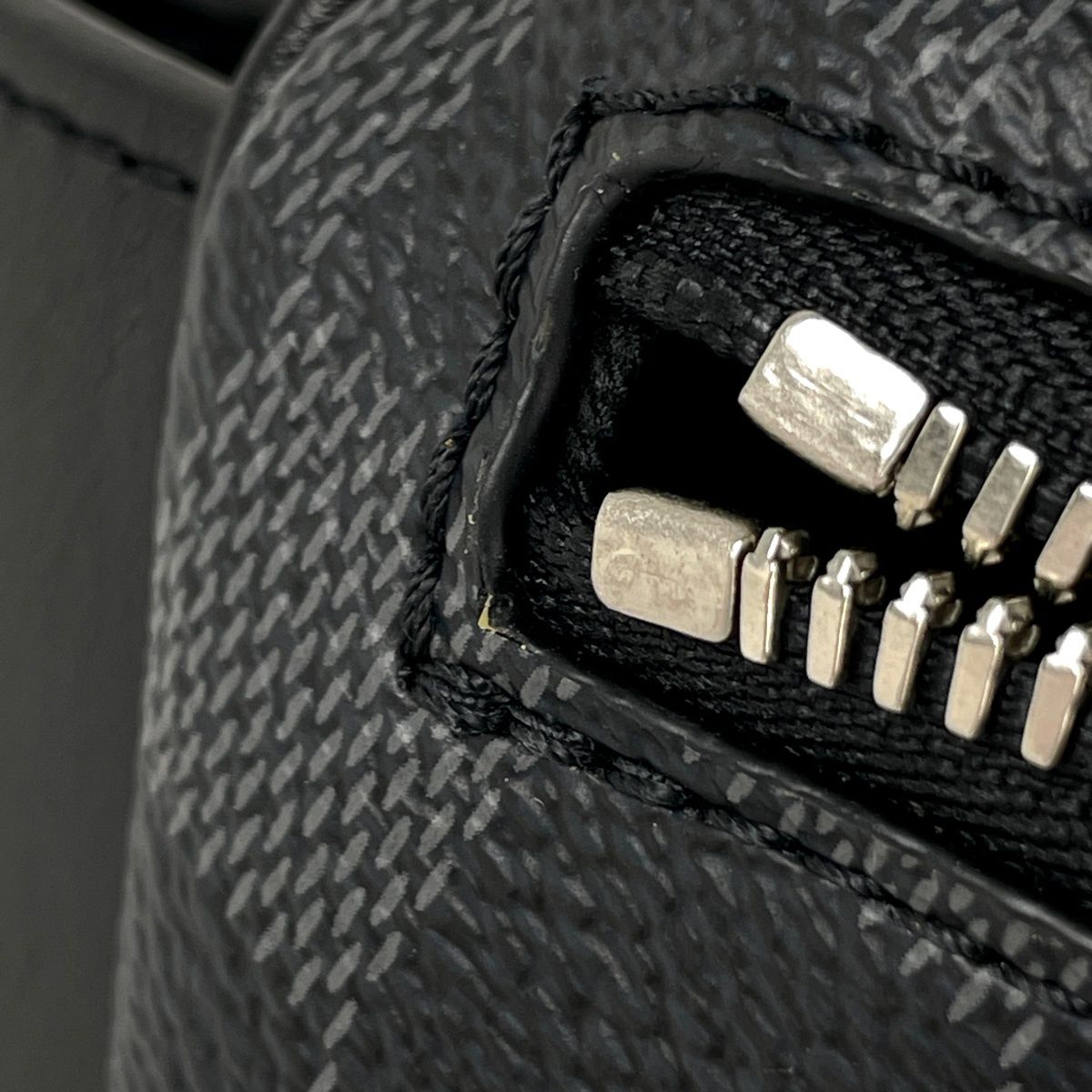 Louis Vuitton Bumbag Waist Bag Damier Graphite Noir — view 4