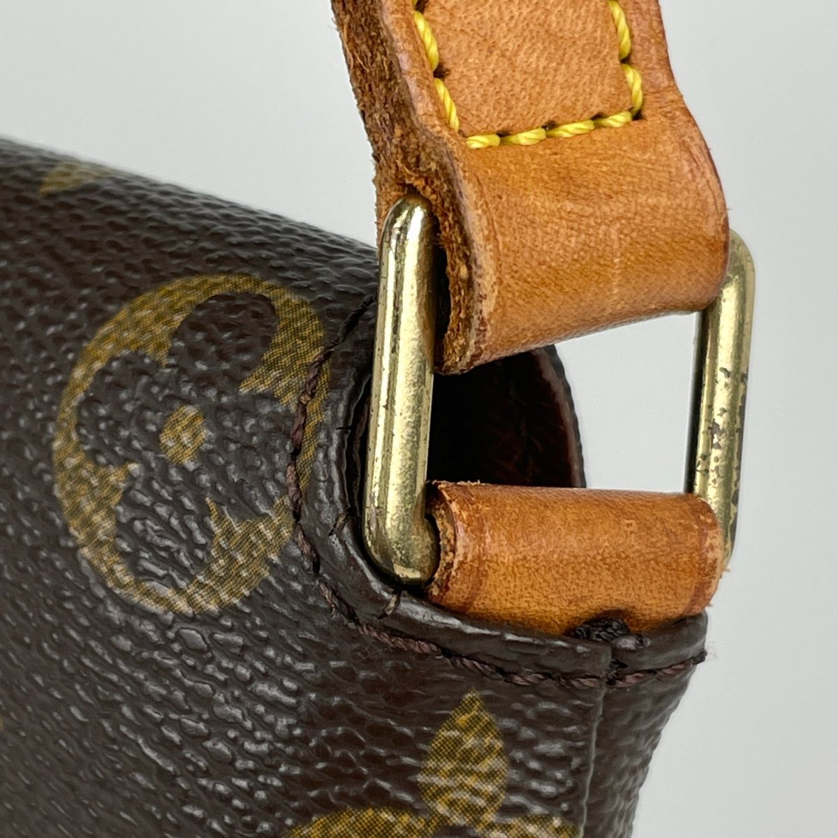 Louis Vuitton Musette Salsa Short Shoulder Bag Monogram Brown — view 4