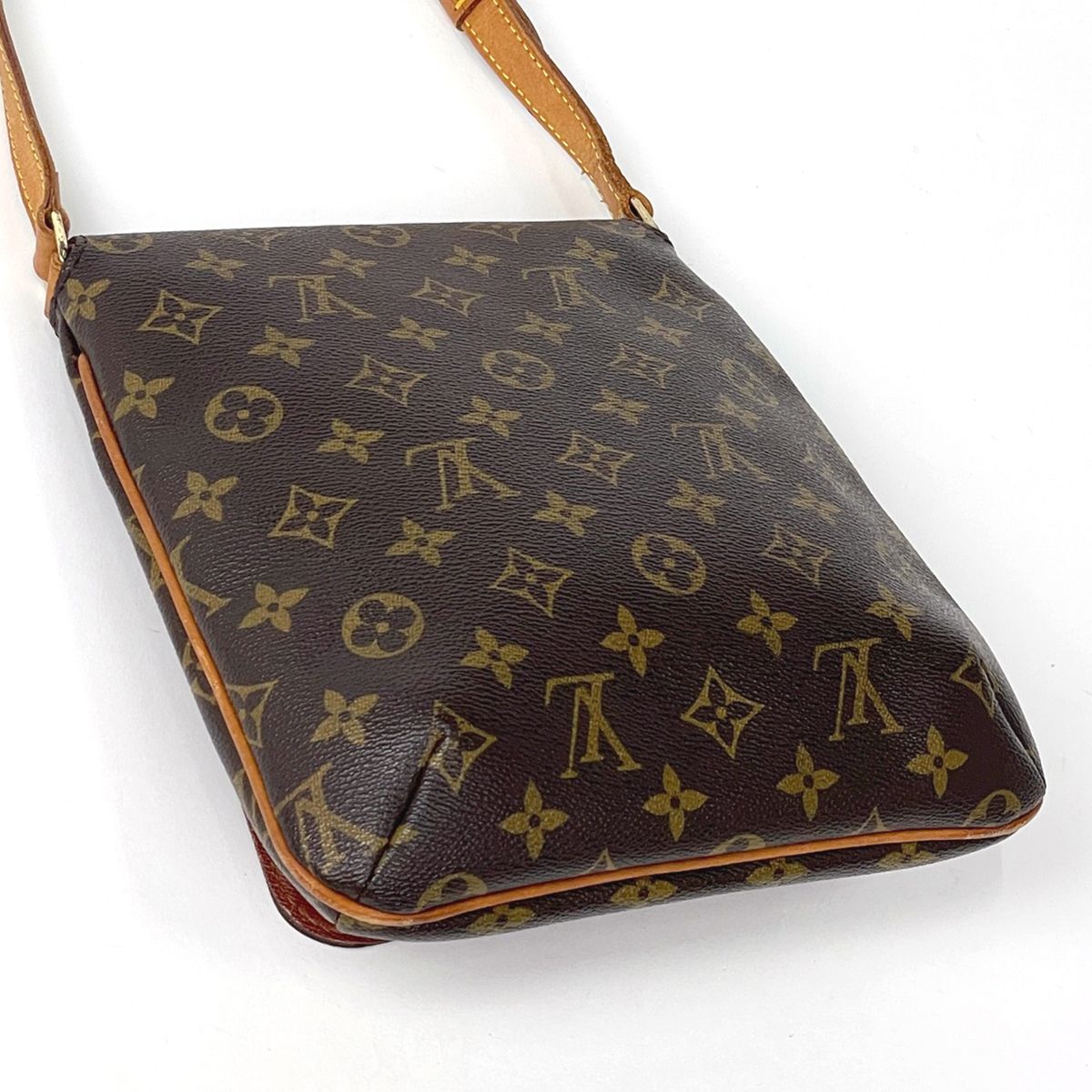 Louis Vuitton Musette Salsa Short Shoulder Bag Monogram Brown — view 2