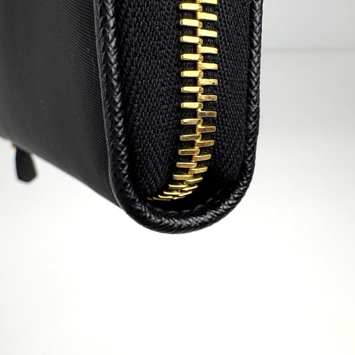 Prada Zip Around Wallet Nylon Nero — view 3