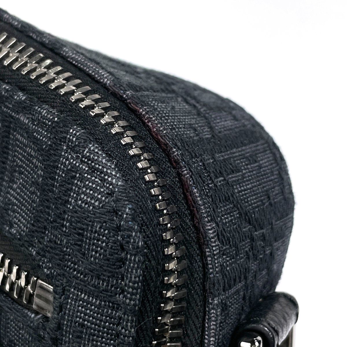 Dior Oblique Shoulder Bag Safari Canvas Black — view 4