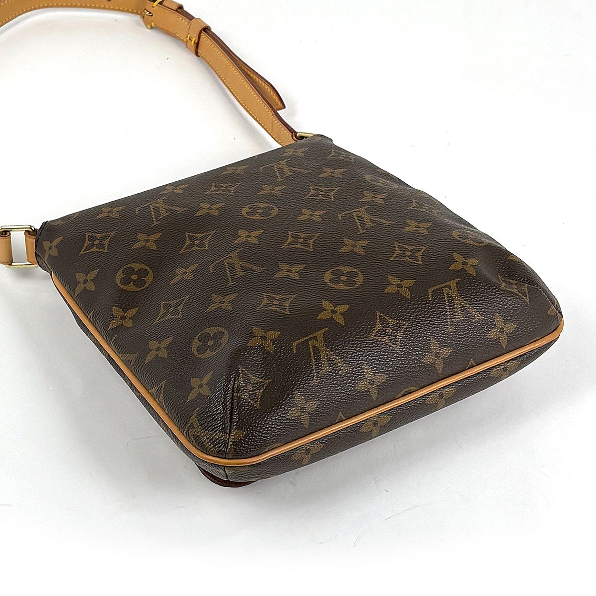 Louis Vuitton Musette Salsa Short Shoulder Bag Monogram Brown — view 2