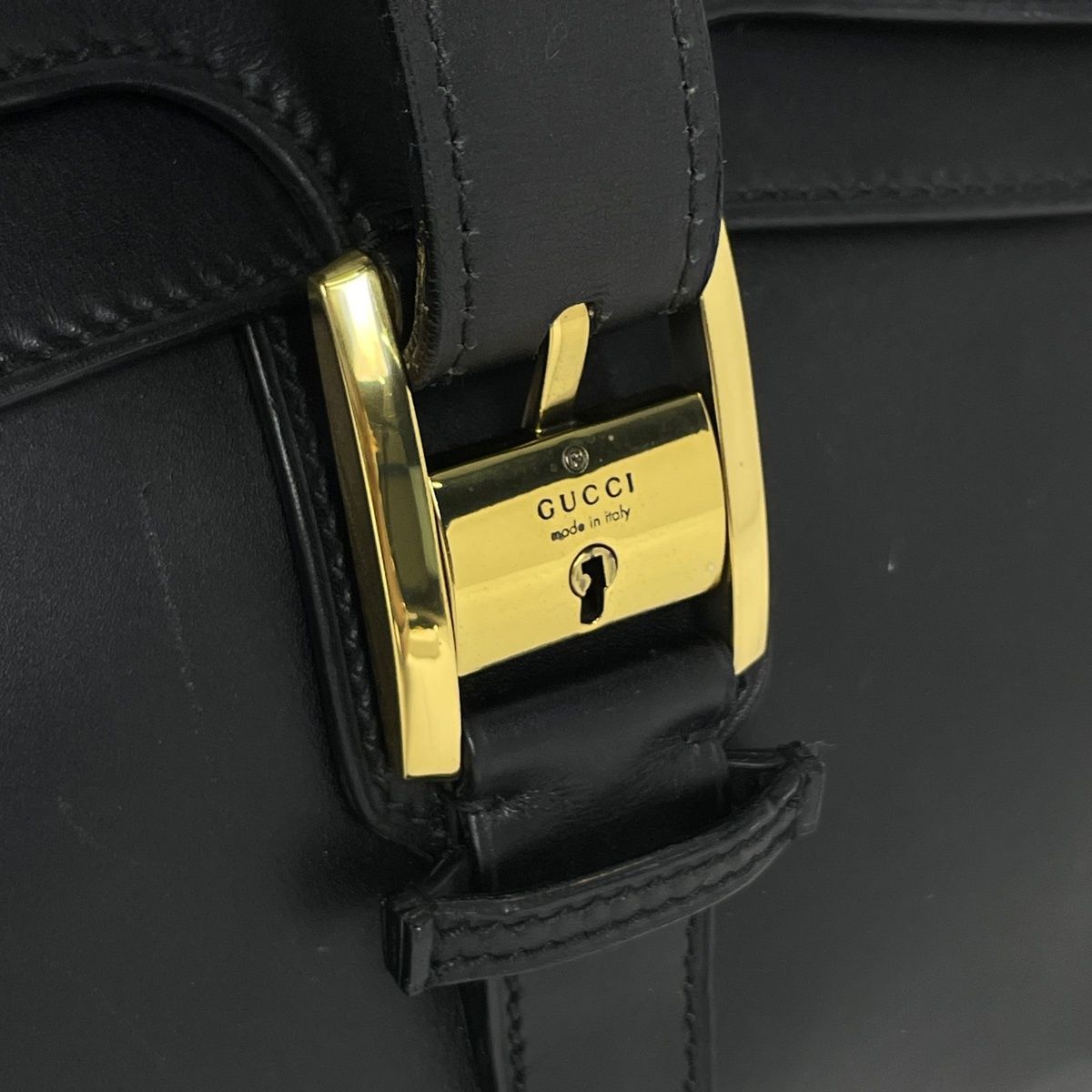 Gucci Logo Handbag Leather Black — view 4