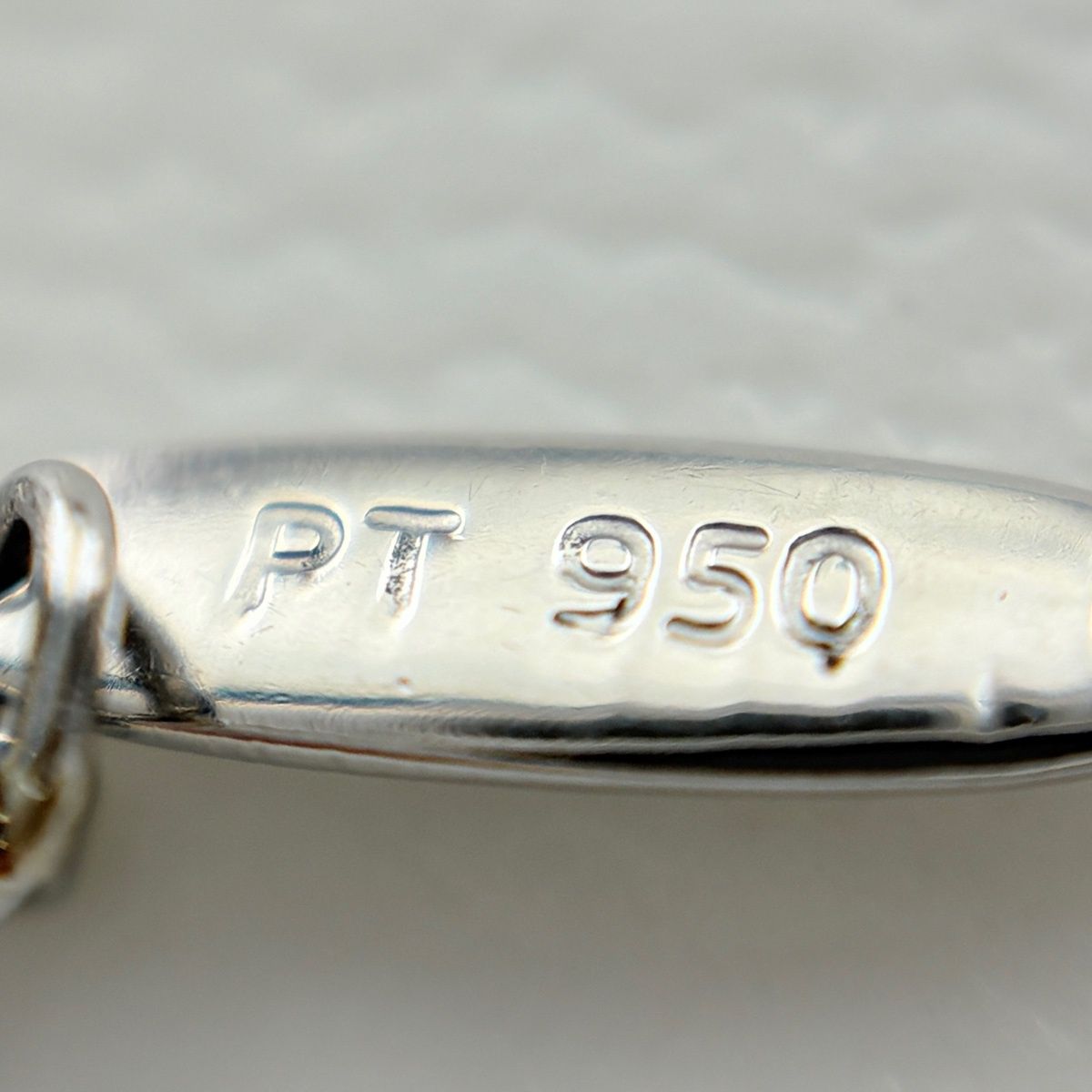 Tiffany & Co Teardrop Necklace Platinum Pendant Elsa Peretti — view 6
