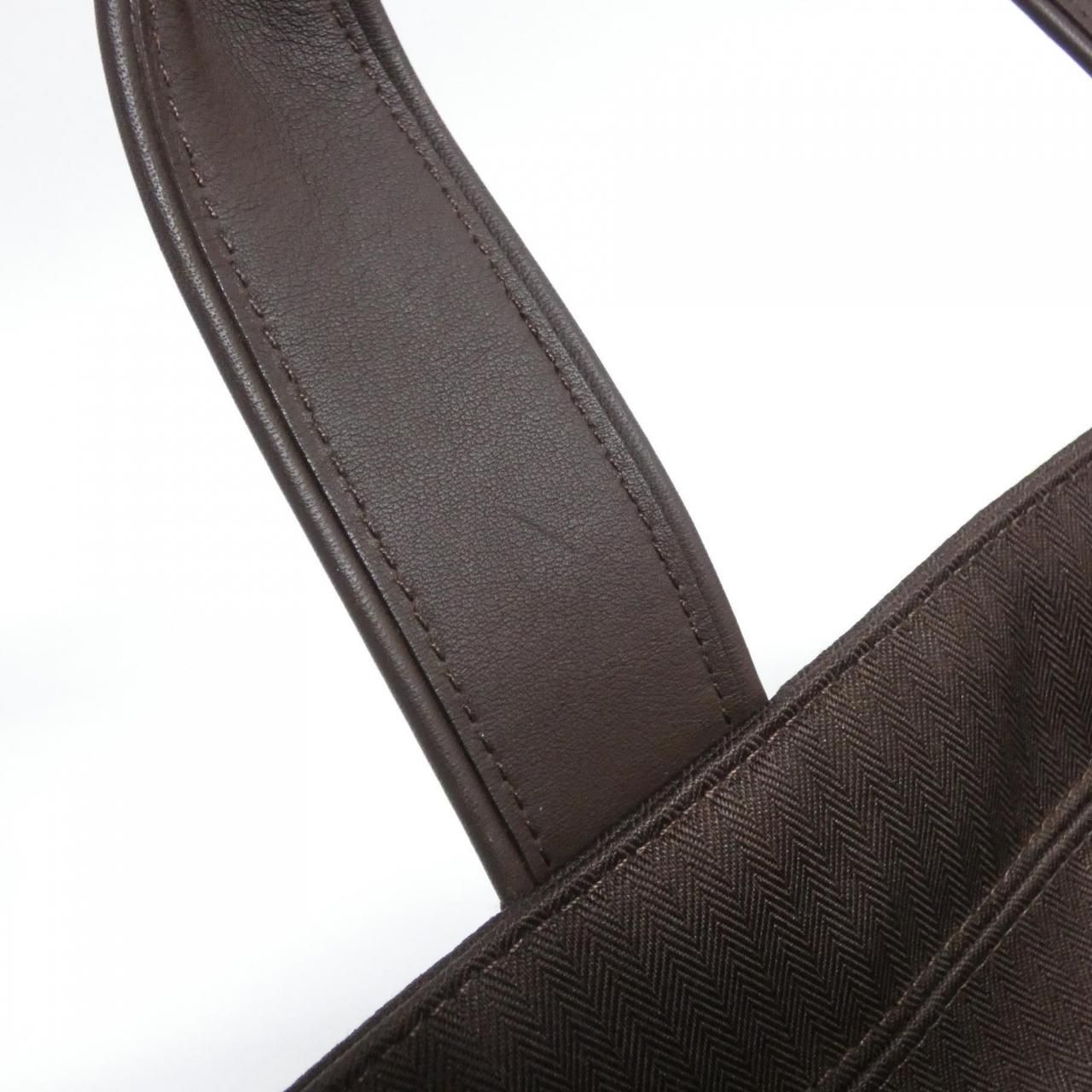 Hermes Acapulco MM Bag — view 7