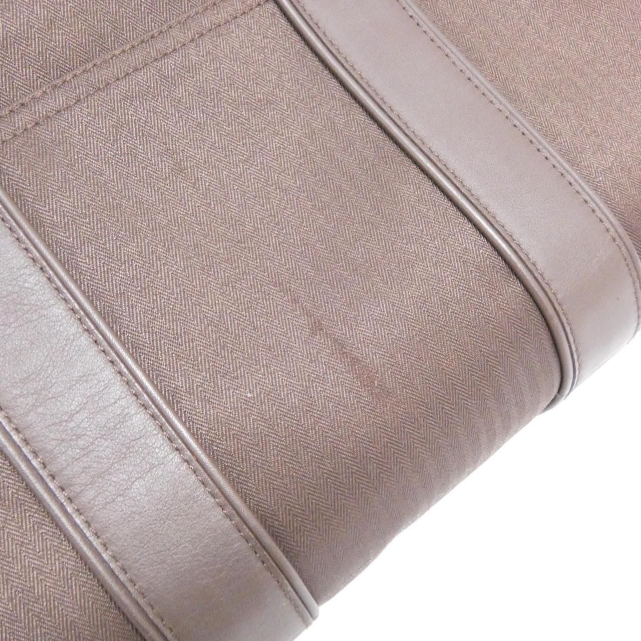 Hermes Acapulco MM Bag — view 5
