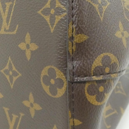 Louis Vuitton Monogram Neo Noe MM Shoulder Bag — view 4
