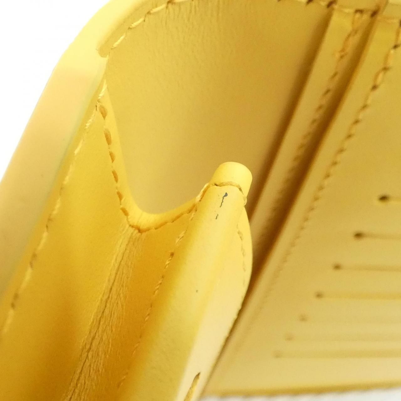Louis Vuitton Epi Portefeuille Brazza Wallet — view 6
