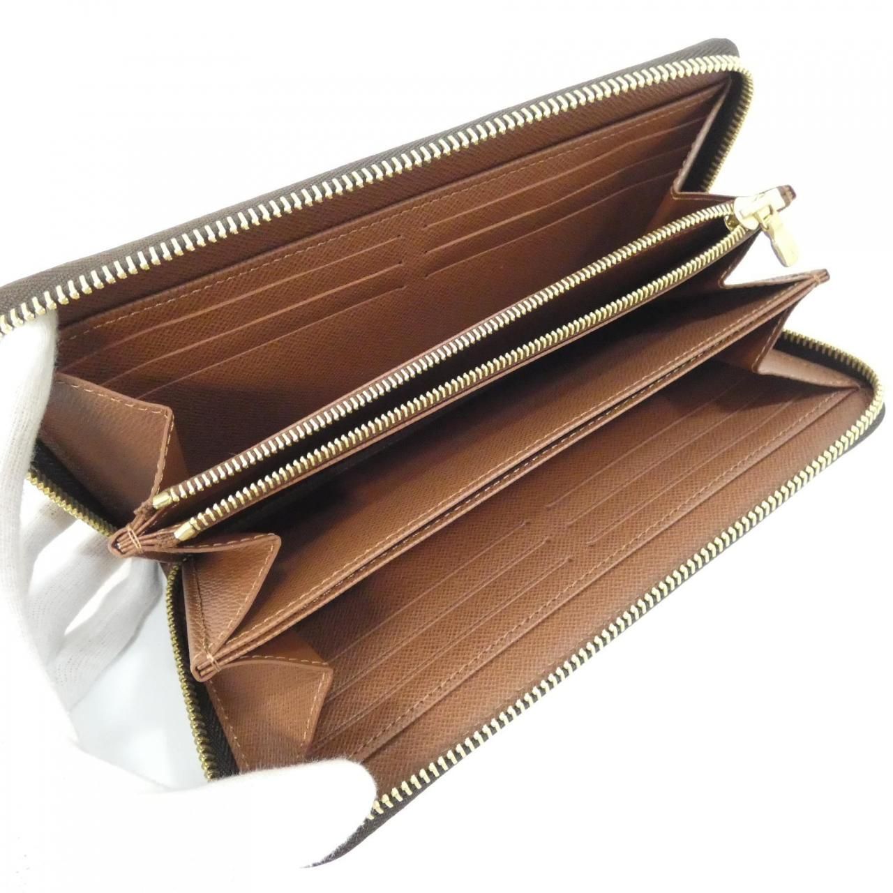 Louis Vuitton Monogram Zippy Wallet — view 4
