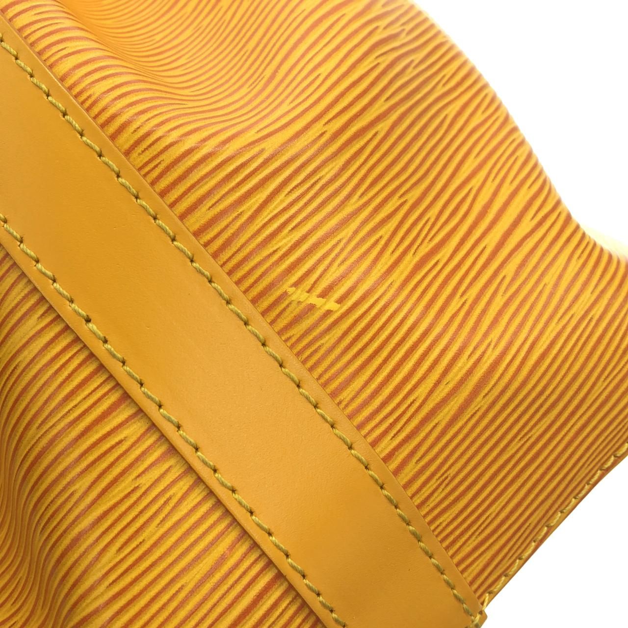 Louis Vuitton Epi Petit Noe Shoulder Bag — view 5