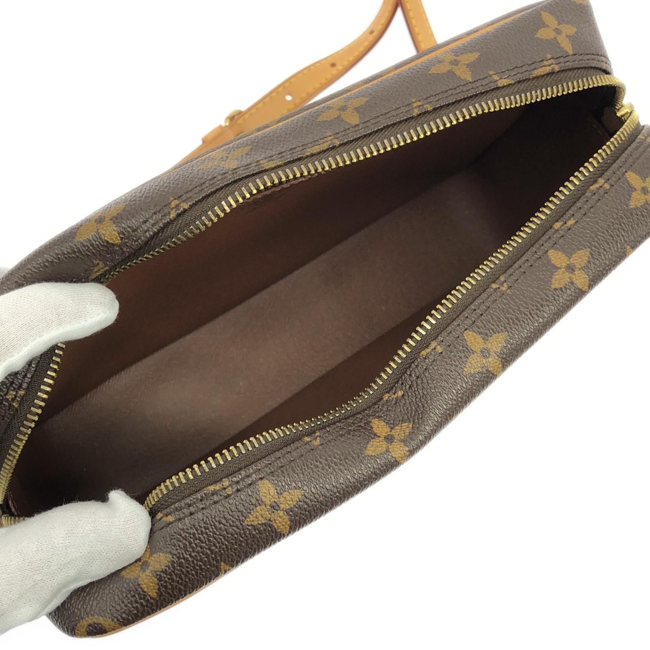 Louis Vuitton Vintage Monogram Trocadero 27 cm Shoulder Bag — view 8