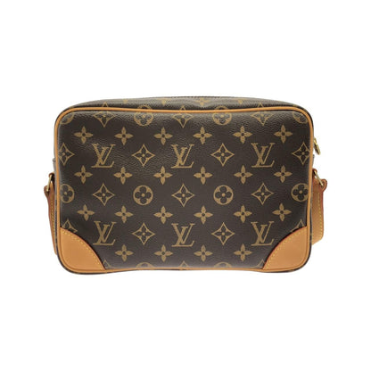 Louis Vuitton Vintage Monogram Trocadero 27 cm Shoulder Bag — view 2