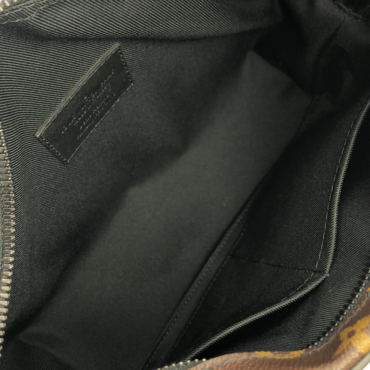 Louis Vuitton Monogram Solar Ray Soft Trunk — view 9