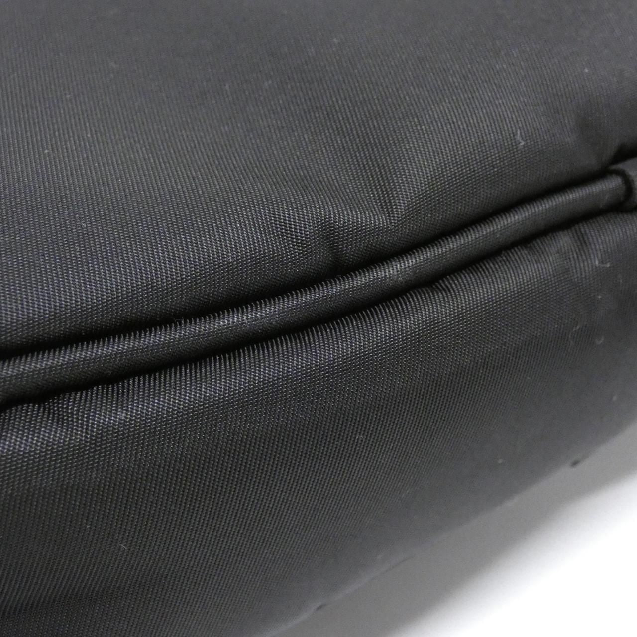 Gucci Fadum Belt Bag — view 3