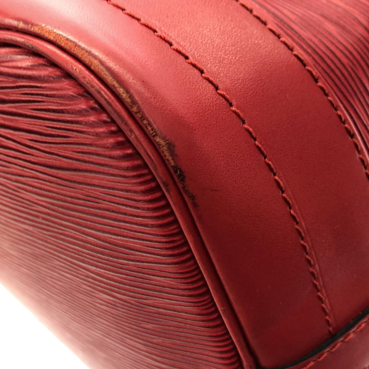 Louis Vuitton Epi Noe Shoulder Bag — view 3