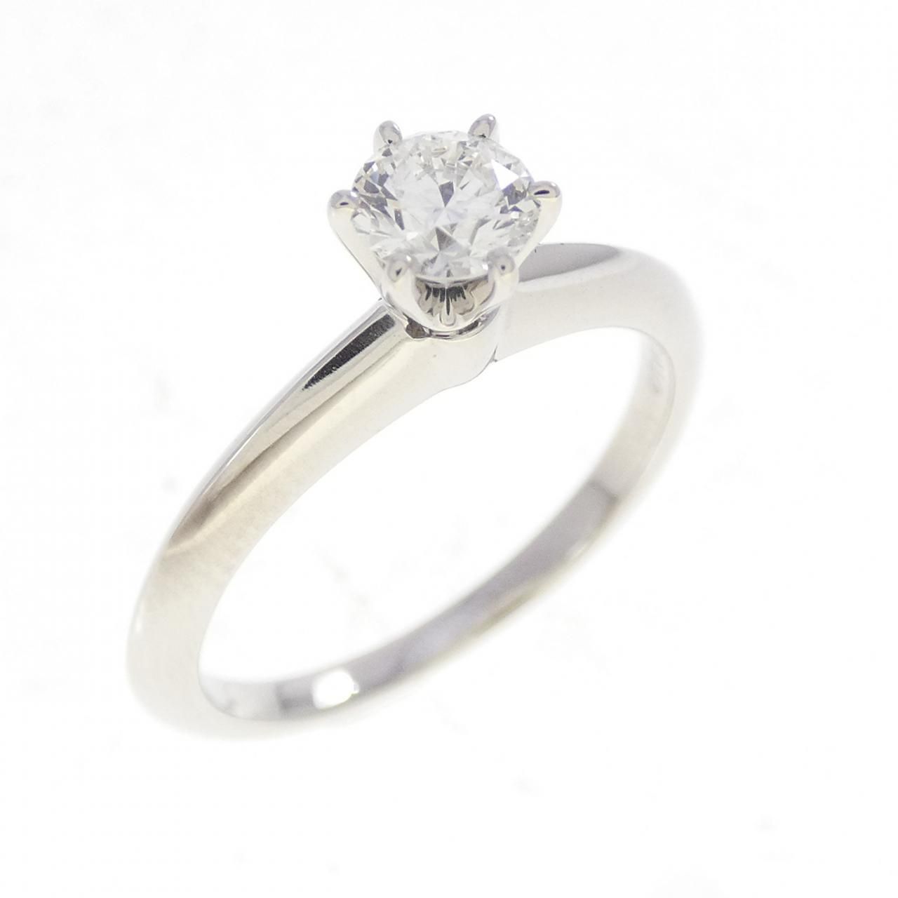 Tiffany & Co Classic Solitaire Ring