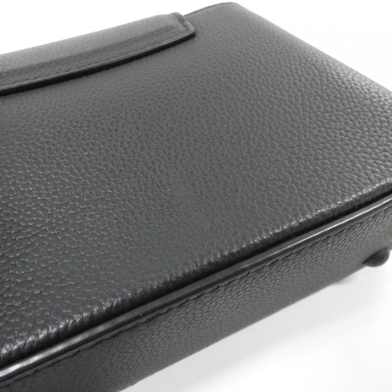 Louis Vuitton Capucines East West Mini Bag — view 5