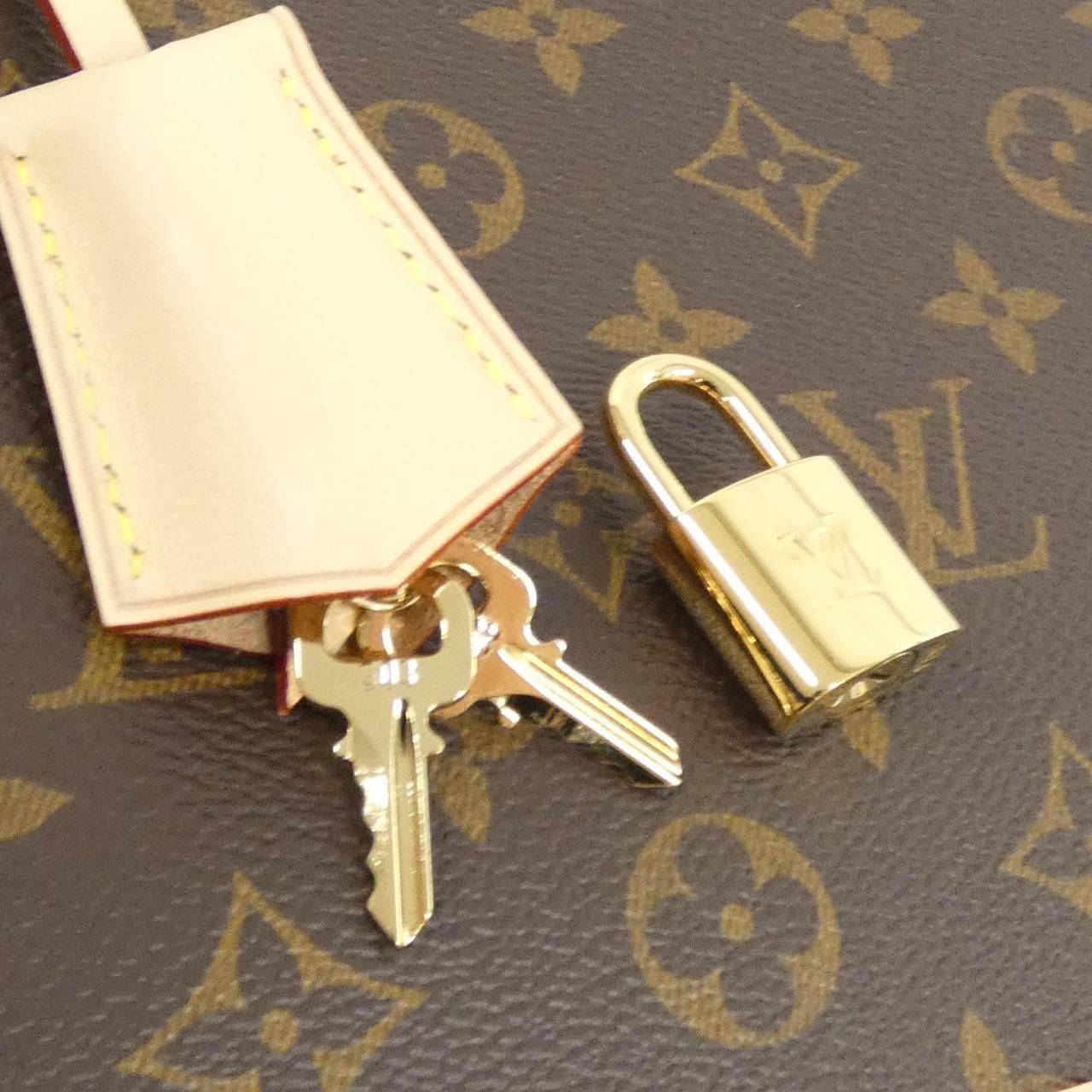 Louis Vuitton Monogram Alma PM Bag — view 3