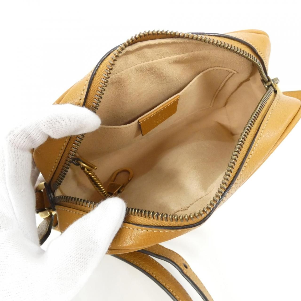 Gucci Hwubm Shoulder Bag — view 9