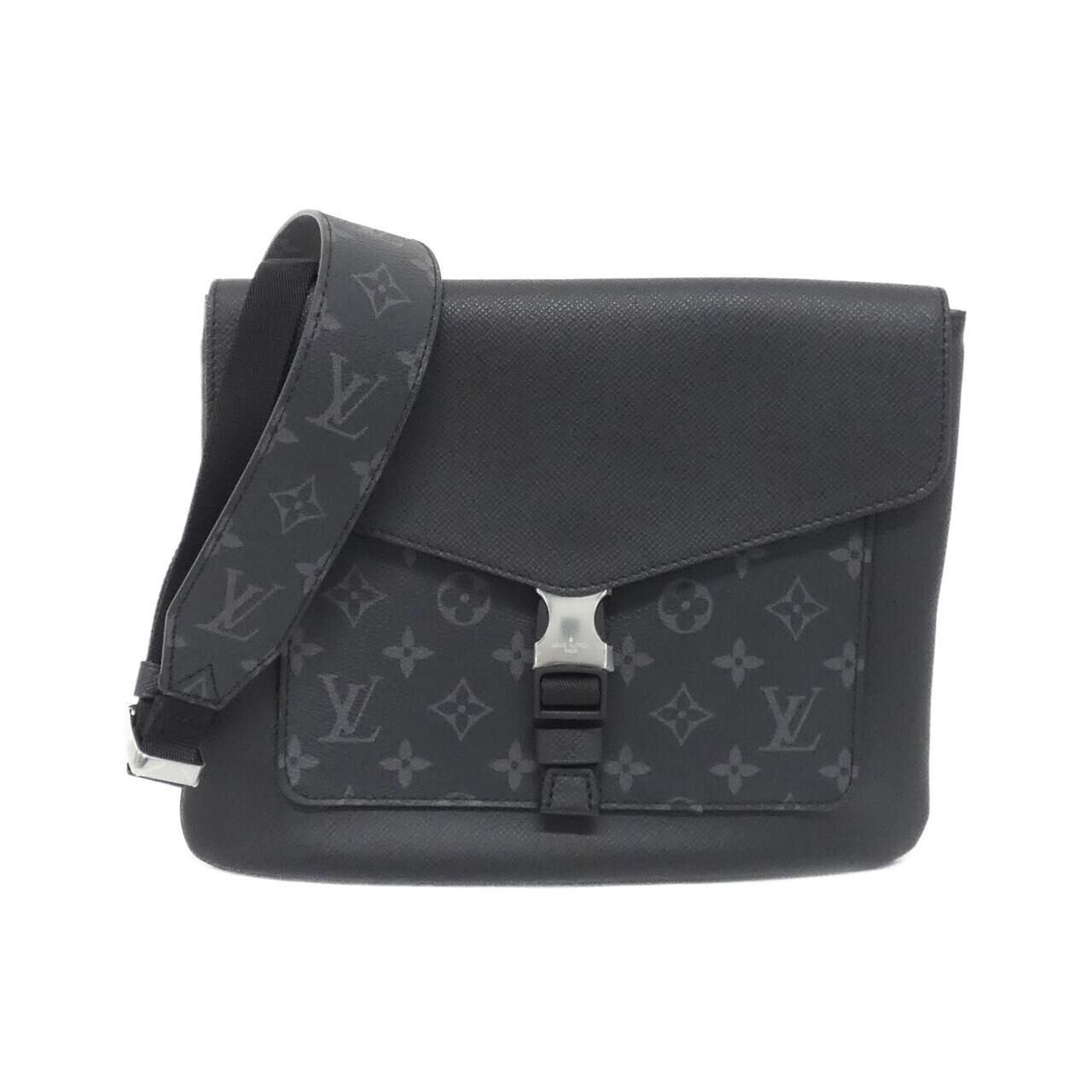 Louis Vuitton Taiga Llama Flap Messenger Shoulder Bag