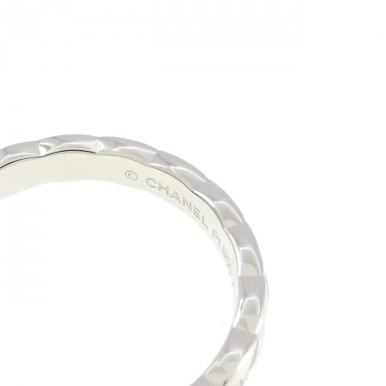 Chanel Coco Crush Small Ring — view 4