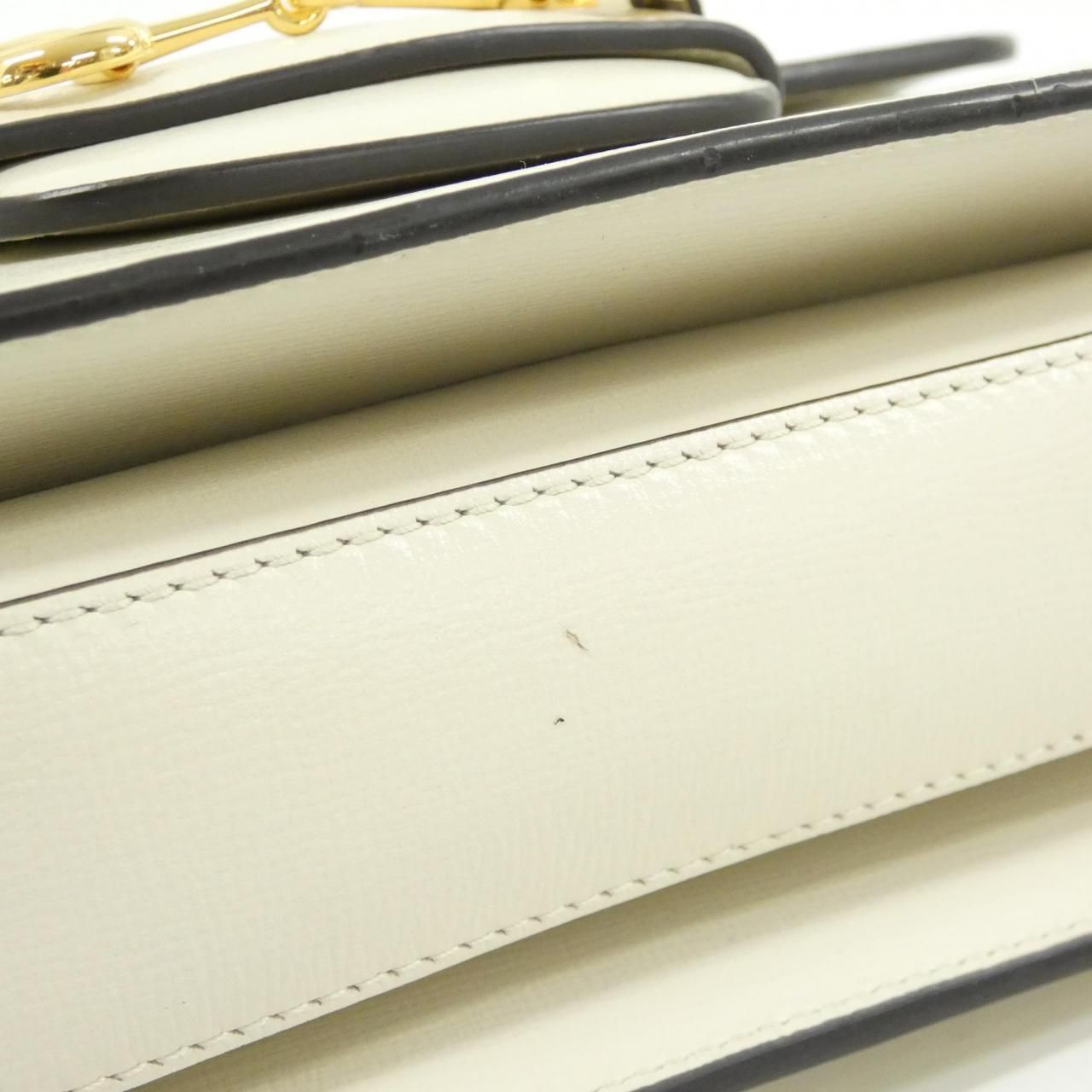 Gucci Horsebit Shoulder Bag — view 3