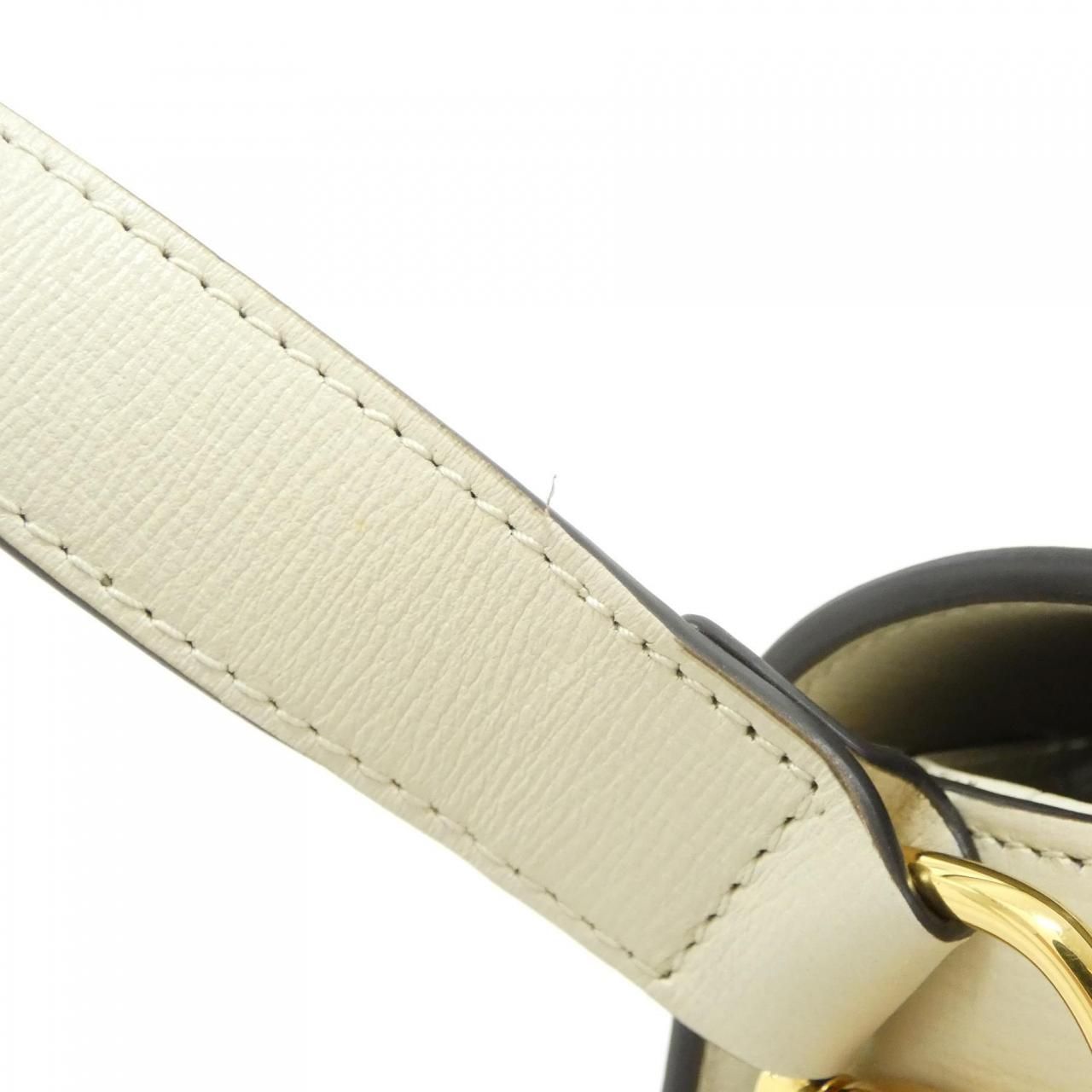 Gucci Horsebit Shoulder Bag — view 8