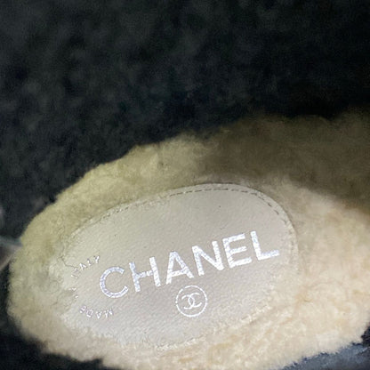 Chanel Short Boots 36 C Black Chain Shearling — view 9